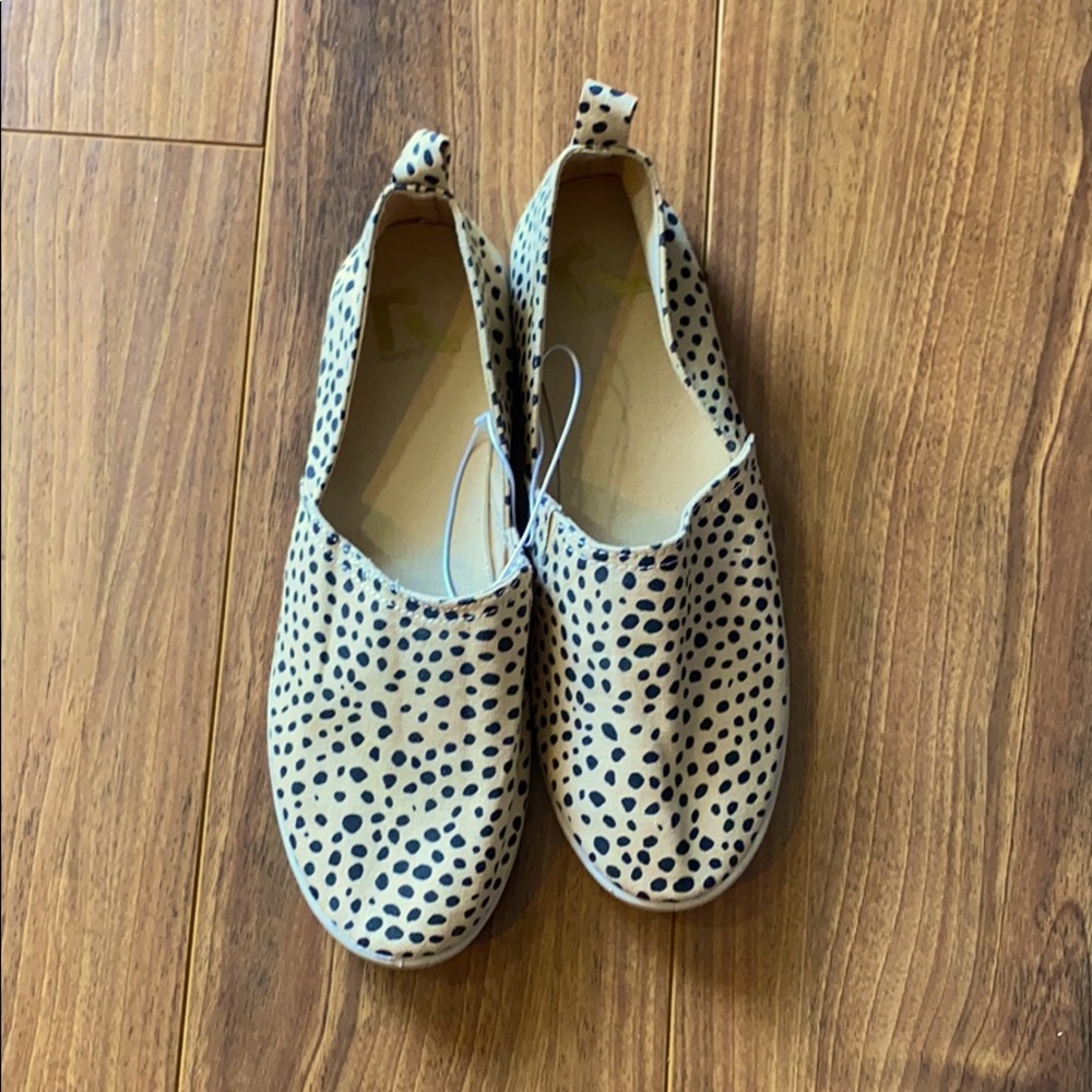 🖤 FRIDAY 💻 MONDAY SALE Cheetah/Spot Slip-ons Vans Style